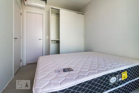 Quarto de kitnet/studio à venda com 1 quarto, 33m² em Barra Funda, São Paulo