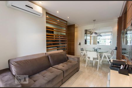 Sala de apartamento para alugar com 1 quarto, 56m² em Cidade Monções, São Paulo