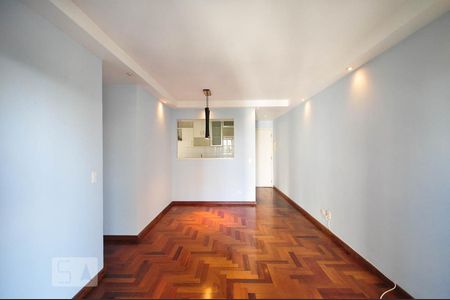 Sala de apartamento para alugar com 2 quartos, 67m² em Vila Andrade, São Paulo