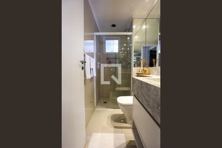 Lavabo de apartamento para alugar com 1 quarto, 75m² em Vila Suzana, São Paulo