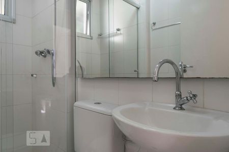 Banheiro social (Torneira) de apartamento à venda com 2 quartos, 58m² em Vila Vermelha, São Paulo