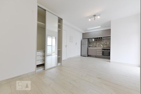 Kitnet de kitnet/studio para alugar com 1 quarto, 33m² em Cerqueira César, São Paulo