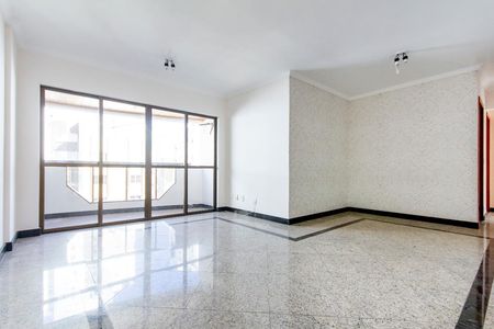 Sala de apartamento para alugar com 3 quartos, 110m² em Setor Bueno, Goiânia