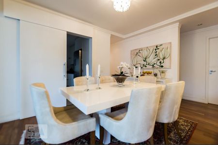 Sala de apartamento para alugar com 2 quartos, 155m² em Empresarial 18 do Forte, Barueri