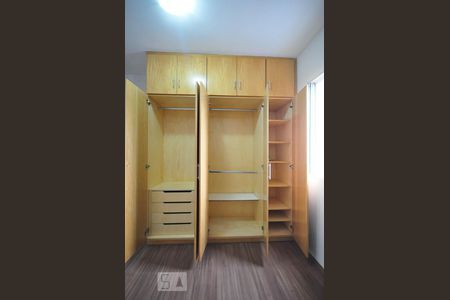 Armário do quarto  de apartamento à venda com 2 quartos, 58m² em Vila Andrade, São Paulo