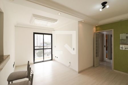 Sala de apartamento para alugar com 3 quartos, 75m² em Santa Teresinha, São Paulo