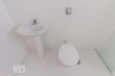 Banheiro de apartamento para alugar com 2 quartos, 47m² em Vila Brasílio Machado, São Paulo