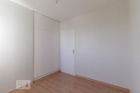 Quarto 1 de apartamento para alugar com 2 quartos, 47m² em Vila Brasílio Machado, São Paulo