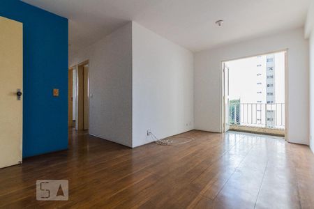 Sala de apartamento para alugar com 3 quartos, 68m² em Vila Anhangüera, São Paulo