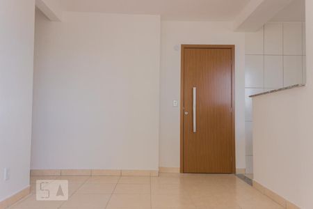 Sala de apartamento à venda com 2 quartos, 48m² em Castelo, Belo Horizonte