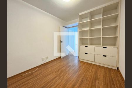 Quarto 1 de apartamento para alugar com 3 quartos, 96m² em Jardim das Acácias, São Paulo