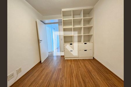 Quarto 1 de apartamento para alugar com 3 quartos, 96m² em Jardim das Acácias, São Paulo