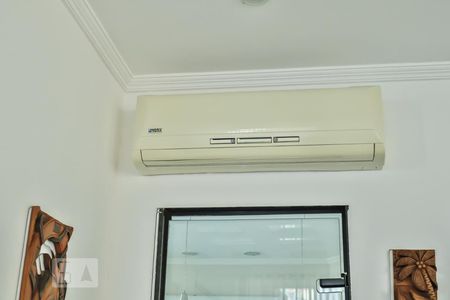 Ar-Condicionado de casa de condomínio para alugar com 3 quartos, 600m² em Freguesia (jacarepaguá), Rio de Janeiro