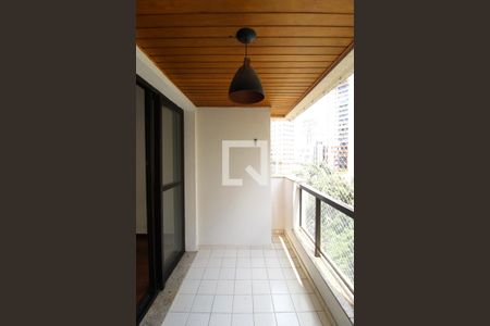 Varanda de apartamento para alugar com 2 quartos, 104m² em Vila Nova Conceição, São Paulo