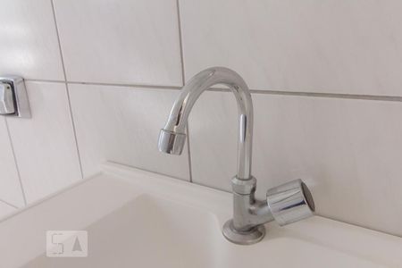 Banheiro de apartamento para alugar com 2 quartos, 60m² em Vila Paulista, São Paulo