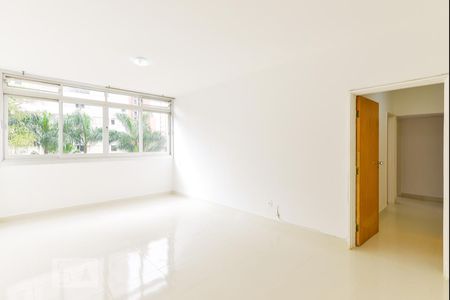 Sala de apartamento para alugar com 3 quartos, 121m² em Cerqueira César, São Paulo