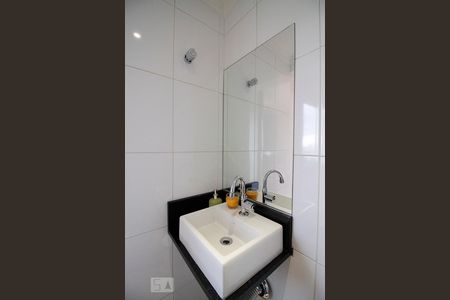 Lavabo de apartamento à venda com 2 quartos, 69m² em Vila Romana, São Paulo