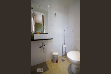 Lavabo de apartamento à venda com 2 quartos, 69m² em Vila Romana, São Paulo