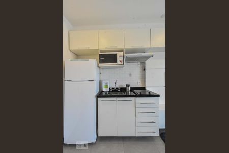 Cozinha de kitnet/studio para alugar com 1 quarto, 33m² em Brooklin Paulista, São Paulo