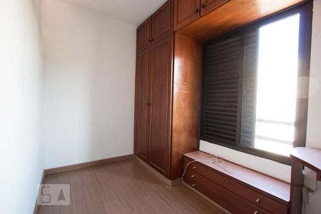 quarto 2 de apartamento para alugar com 3 quartos, 75m² em Jardim Vazani, São Paulo