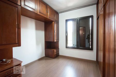 suite  de apartamento para alugar com 3 quartos, 75m² em Jardim Vazani, São Paulo