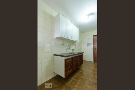 Cozinha de apartamento para alugar com 2 quartos, 67m² em Santana, São Paulo