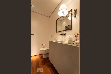 Lavabo de apartamento para alugar com 2 quartos, 160m² em Vila Uberabinha, São Paulo