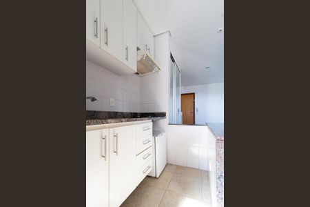 Cozinha de kitnet/studio à venda com 1 quarto, 34m² em Centro, Belo Horizonte