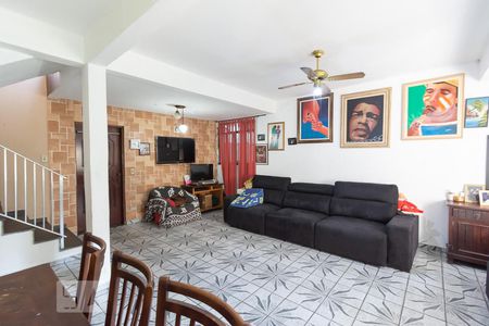 Sala de casa para alugar com 2 quartos, 220m² em Jardim Umuarama, São Paulo
