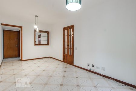 Sala de apartamento para alugar com 2 quartos, 70m² em Barra da Tijuca, Rio de Janeiro