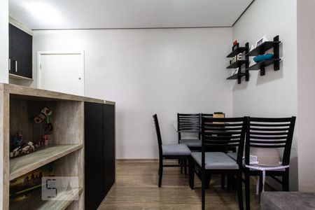 Sala de apartamento para alugar com 2 quartos, 48m² em Parque Reboucas, São Paulo