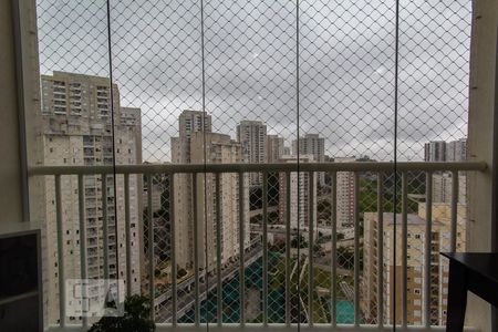 Sala (varanda) de apartamento para alugar com 2 quartos, 48m² em Parque Reboucas, São Paulo