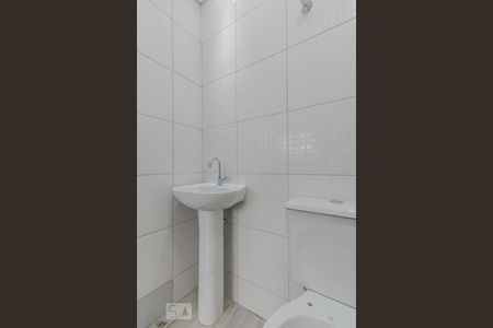 Banheiro de kitnet/studio para alugar com 1 quarto, 30m² em Jabaquara, São Paulo