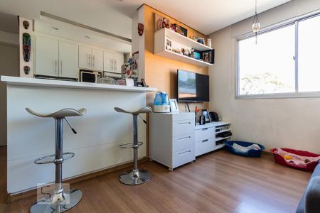 Sala de apartamento para alugar com 1 quarto, 48m² em Nova Piraju, São Paulo