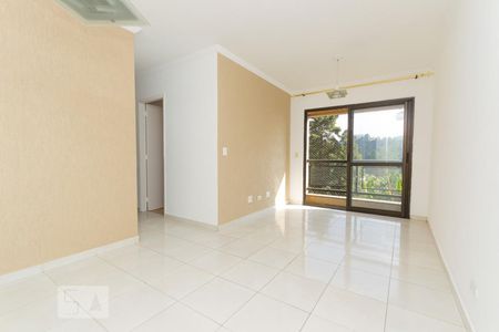 Sala de apartamento à venda com 3 quartos, 63m² em Vila Arapuã, São Paulo