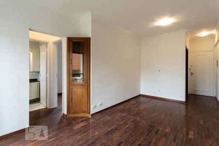 Sala de apartamento à venda com 1 quarto, 46m² em Moema, São Paulo