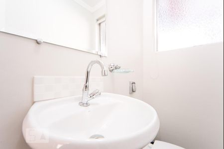 Lavabo de apartamento para alugar com 3 quartos, 150m² em Planalto Paulista, São Paulo