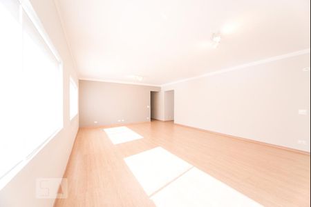 Sala de apartamento para alugar com 3 quartos, 150m² em Planalto Paulista, São Paulo