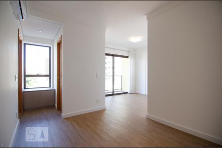 Sala de apartamento para alugar com 1 quarto, 57m² em Cambuí, Campinas