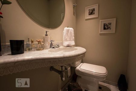 lavabo de apartamento à venda com 4 quartos, 240m² em Vila Suzana, São Paulo