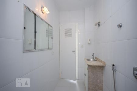 Banheiro de apartamento para alugar com 2 quartos, 70m² em Tijuca, Rio de Janeiro