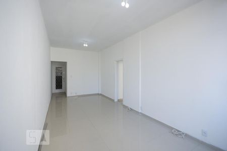 Sala de apartamento para alugar com 2 quartos, 70m² em Tijuca, Rio de Janeiro