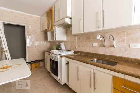 Cozinha de apartamento à venda com 2 quartos, 70m² em Picanço, Guarulhos