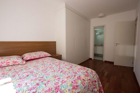 suite de apartamento para alugar com 2 quartos, 85m² em Jardim Leonor., São Paulo