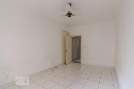 Studio à venda com 32m², 1 quarto e sem vagaKitnet