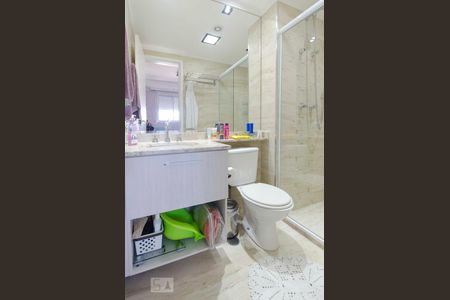 Banheiro de apartamento à venda com 2 quartos, 67m² em Vila Mazzei, São Paulo