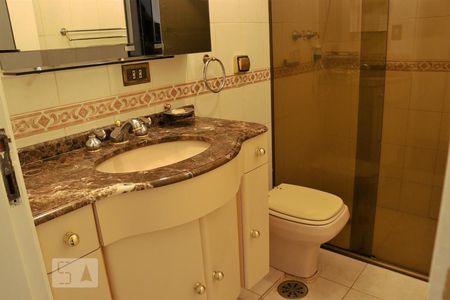 Banheiro de apartamento à venda com 1 quarto, 45m² em Paraíso, São Paulo