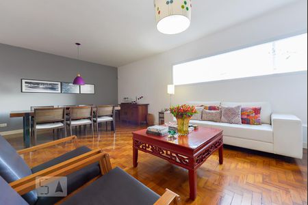 Sala de casa para alugar com 3 quartos, 316m² em Jardim das Bandeiras, São Paulo