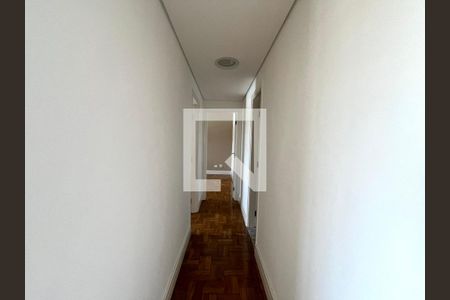 Corredor de apartamento à venda com 3 quartos, 74m² em Saúde, São Paulo