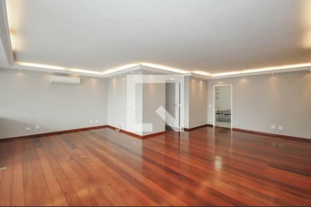 Sala de apartamento à venda com 3 quartos, 196m² em Real Parque, São Paulo